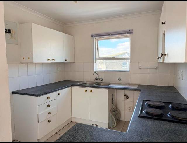 2 BEDROOM APARTMENT FOR SALE IN OAKGLEN